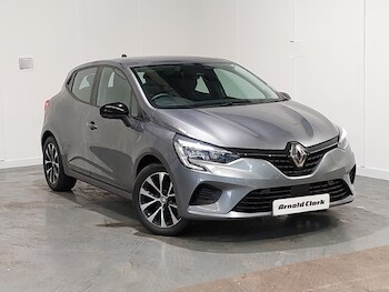Used Renault Clio 2023 for sale - 78511160: Photo