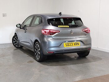 Used Renault Clio 2023 for sale - 78511160: Photo