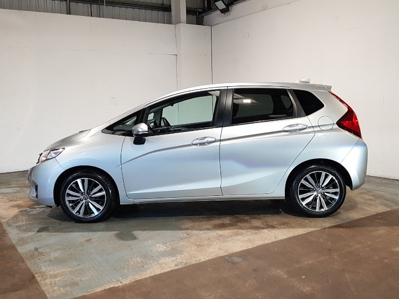 Used Honda Jazz 2016 for sale - 76963852: Photo 4