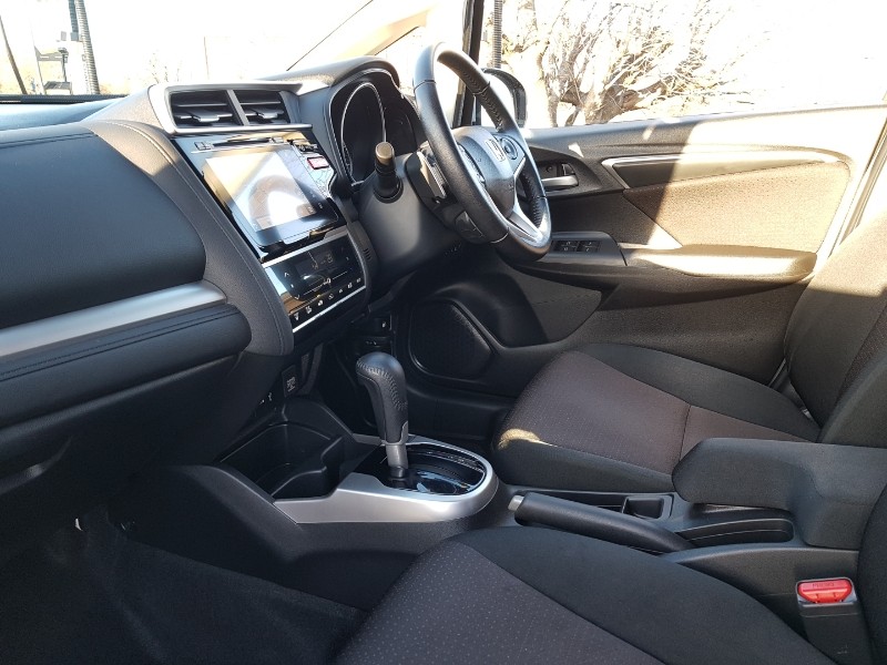 Used Honda Jazz 2016 for sale - 76963852: Photo 5