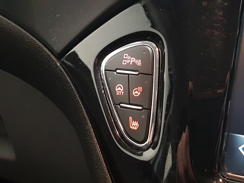 Used Vauxhall Corsa 2016 for sale - 77178478: Photo 13