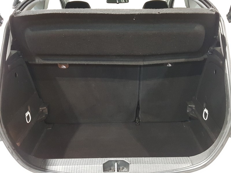 Used Vauxhall Corsa 2016 for sale - 77178478: Photo 8