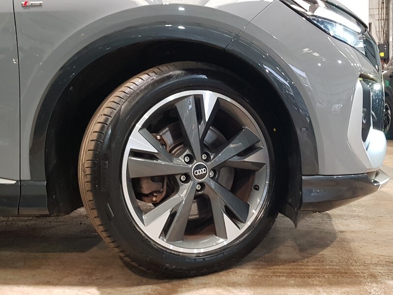 Used Audi Q4 e-tron 2023 for sale - 77366265: Photo 9