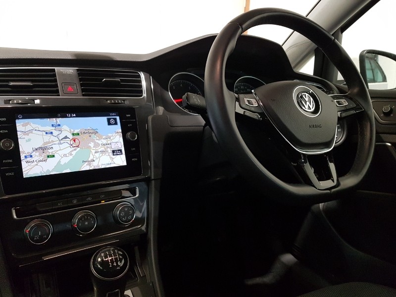 Used Volkswagen Golf 2019 for sale - 77750502: Photo 10