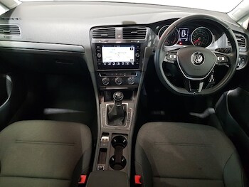 Used Volkswagen Golf 2019 for sale - 77750502: Photo