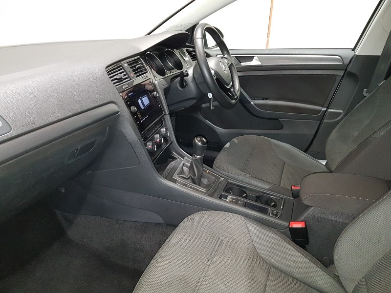 Used Volkswagen Golf 2019 for sale - 77750502: Photo 5