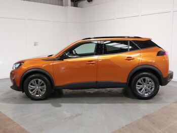 Used Peugeot 2008 2023 for sale - 78567617: Photo