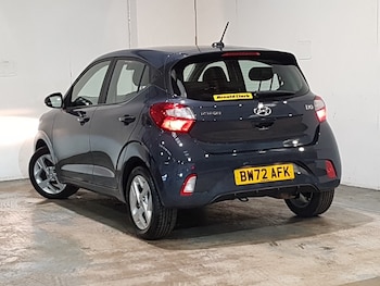 Used Hyundai i10 2023 for sale - 77630211: Photo