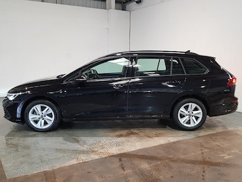 Used Volkswagen Golf 2023 for sale - 75989110: Photo 4