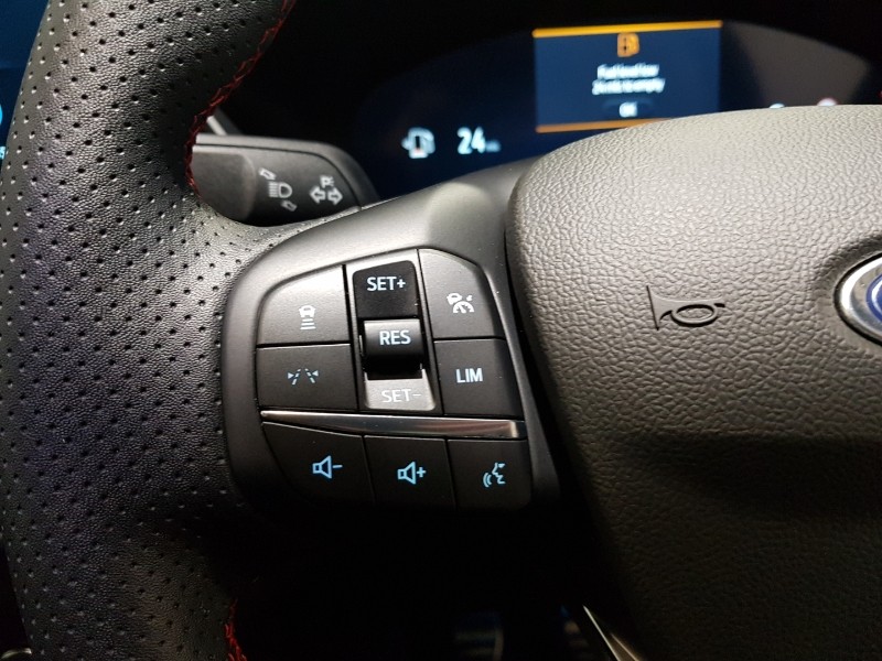 Used Ford Kuga 2025 for sale - 76150369: Photo 15