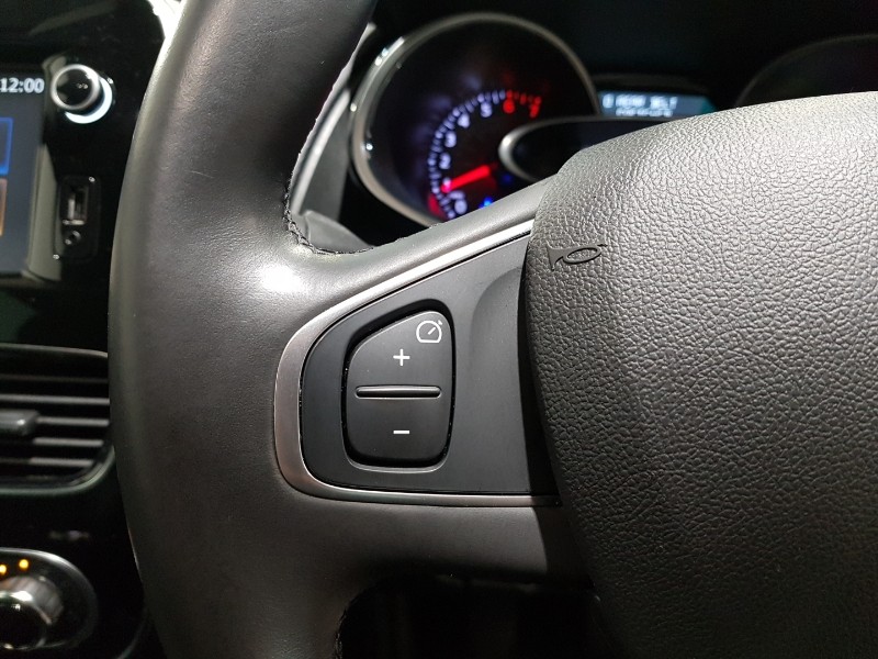 Used Renault Clio 2018 for sale - 77278117: Photo 14