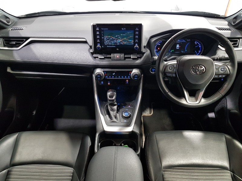 Used Toyota RAV4 2021 for sale - 77750494: Photo 2