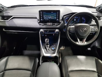 Used Toyota RAV4 2021 for sale - 77750494: Photo