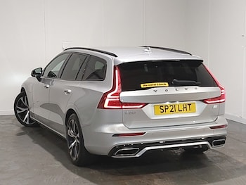 Used Volvo V60 2021 for sale - 79447436: Photo