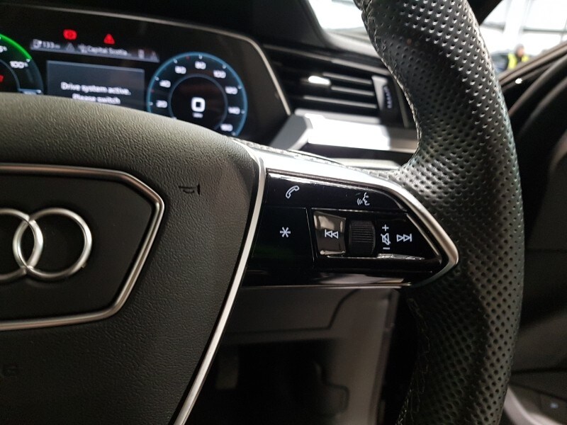 Used Audi e-tron 2022 for sale - 77716803: Photo 15