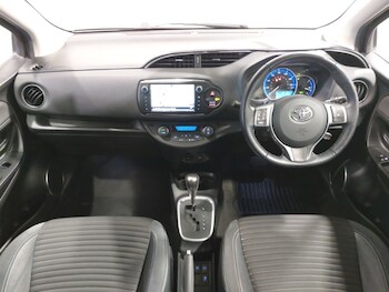 Used Toyota Yaris 2015 for sale - 78333559: Photo