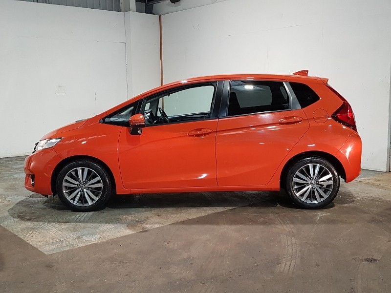 Used Honda Jazz 2017 for sale - 77933299: Photo 4