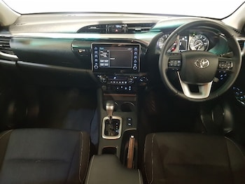 Used Toyota Hilux 2023 for sale - 75580711: Photo