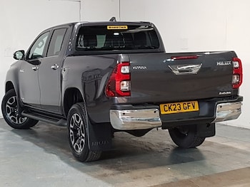 Used Toyota Hilux 2023 for sale - 75580711: Photo