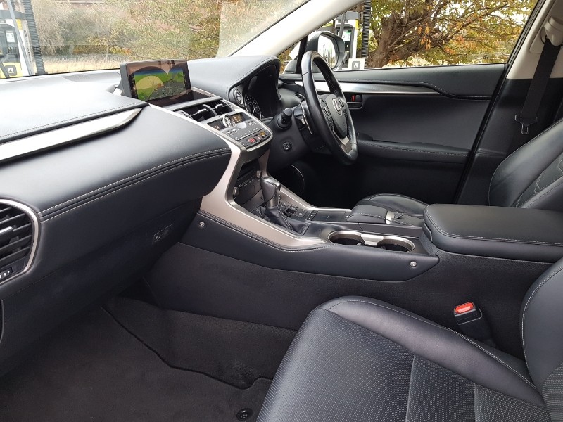 Used Lexus NX 2017 for sale - 76418866: Photo 5