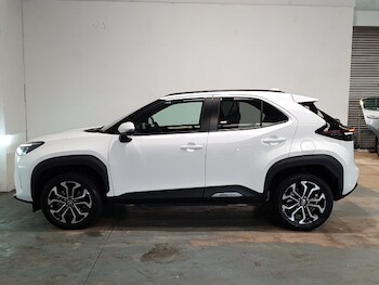 Used Toyota Yaris Cross 2024 for sale - 75424189: Photo