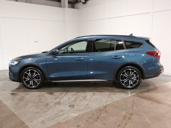 Used Ford Focus 2023 for sale - 79557730: Photo