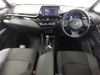 Used Toyota C-HR 2023 for sale - 78546363: Photo