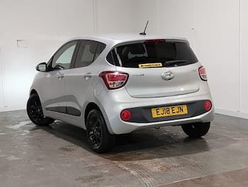 Used Hyundai i10 2018 for sale - 79707354: Photo