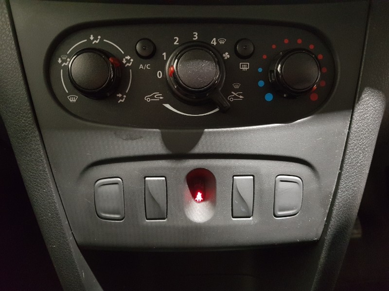 Used Dacia Sandero Stepway 2020 for sale - 77678244: Photo 13