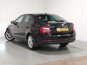 Used Skoda Octavia 2020 for sale - 78374432: Photo