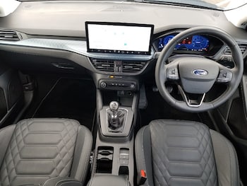 Used Ford Focus 2022 for sale - 75972107: Photo 2