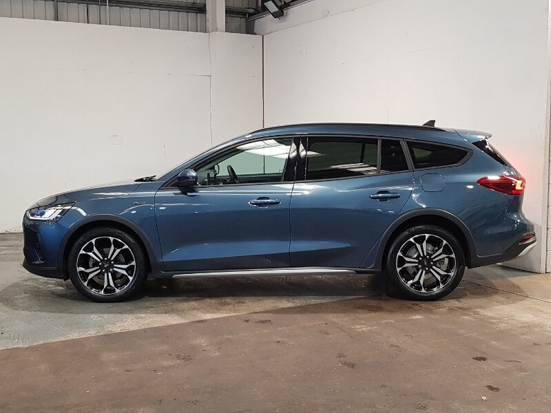 Used Ford Focus 2022 for sale - 75972107: Photo 4
