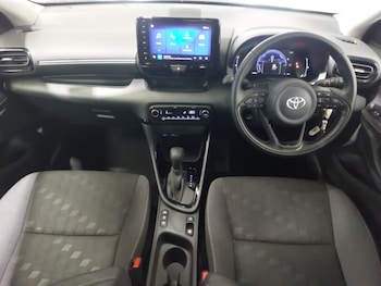 Used Toyota Yaris 2024 for sale - 78559422: Photo