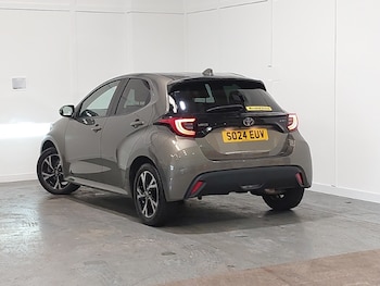 Used Toyota Yaris 2024 for sale - 78559422: Photo