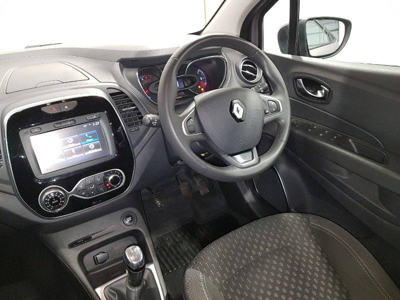 Used Renault Captur 2017 for sale - 76166103: Photo 10