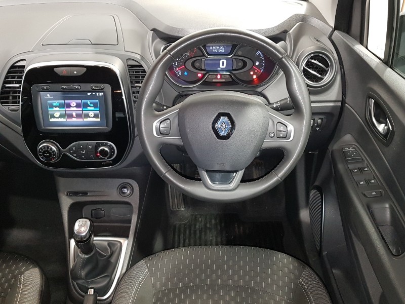 Used Renault Captur 2017 for sale - 76166103: Photo 7