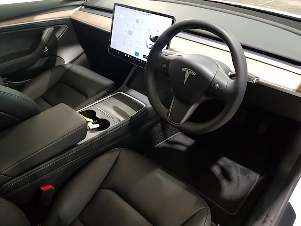 Used Tesla Model 3 2021 for sale - 76301758: Photo 16