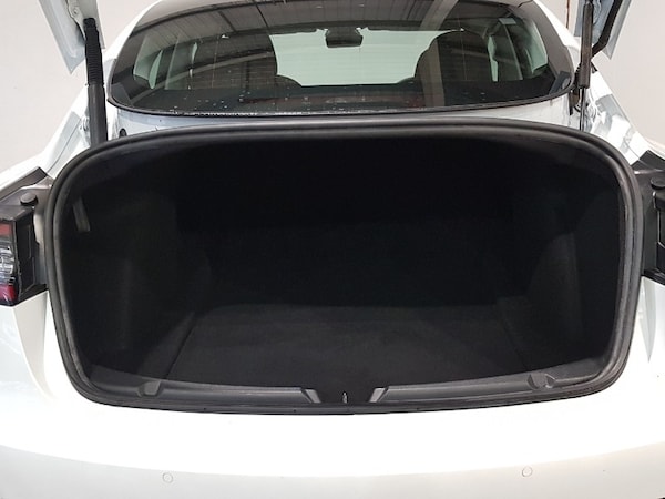 Used Tesla Model 3 2021 for sale - 76301758: Photo 8