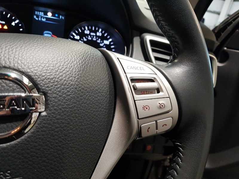 Used Nissan Qashqai 2017 for sale - 76687631: Photo 15