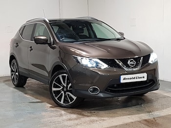 Used Nissan Qashqai 2017 for sale - 76687631: Photo