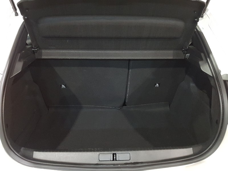 Used Peugeot 208 2022 for sale - 76951597: Photo 8