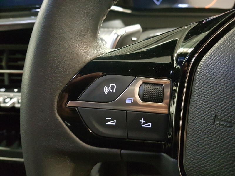 Used Peugeot 2008 2025 for sale - 77731272: Photo 15