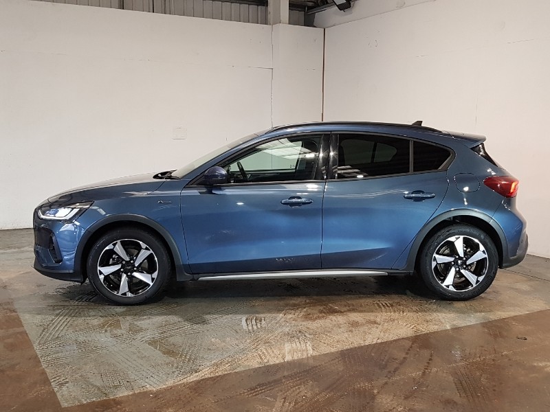 Used Ford Focus 2023 for sale - 76054620: Photo 4