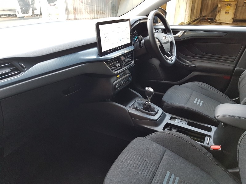 Used Ford Focus 2023 for sale - 76054620: Photo 5