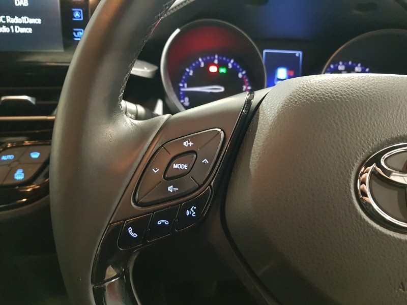 Used Toyota C-HR 2018 for sale - 77395468: Photo 14