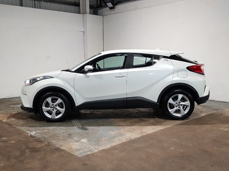 Used Toyota C-HR 2018 for sale - 77395468: Photo 4
