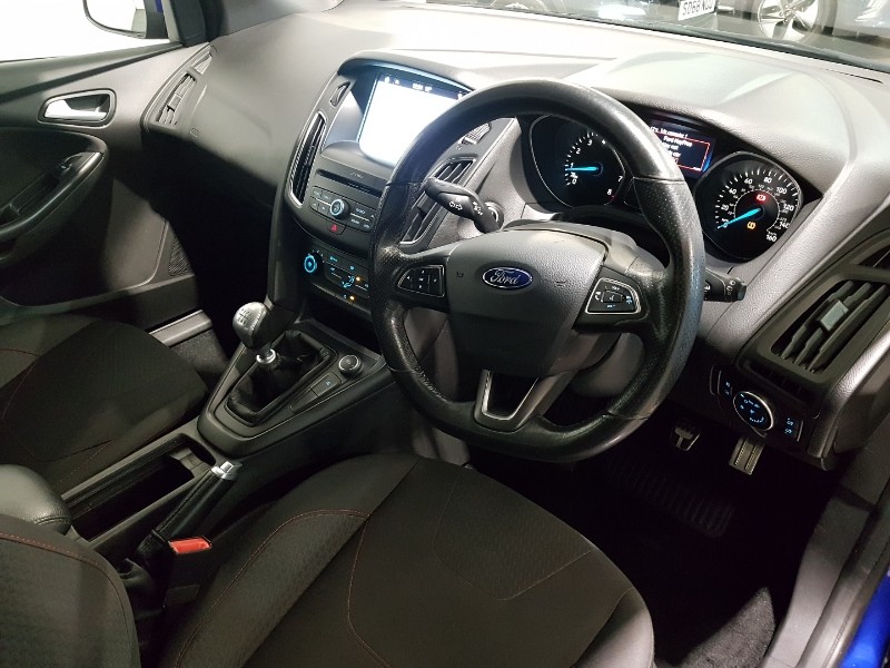 Used Ford Focus 2017 for sale - 76195857: Photo 16