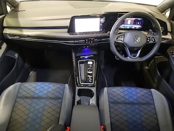 Used Volkswagen Golf 2023 for sale - 75476689: Photo