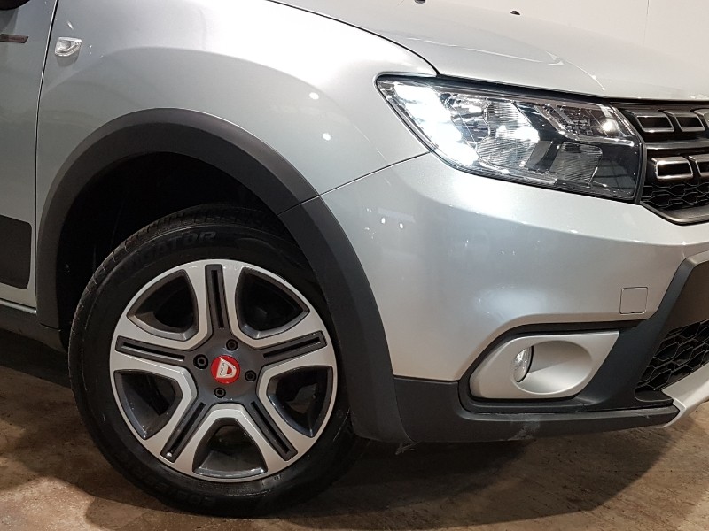 Used Dacia Sandero Stepway 2020 for sale - 77311733: Photo 9