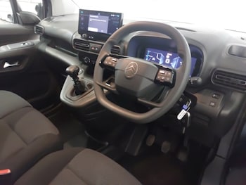 Used Citroen Berlingo 2025 for sale - 78511162: Photo